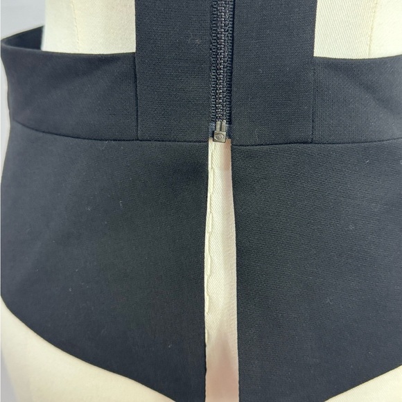 BCBG MaxAzria EVEE Black Cutout Sleeveless Top Size Small  NWT - Picture 8 of 14